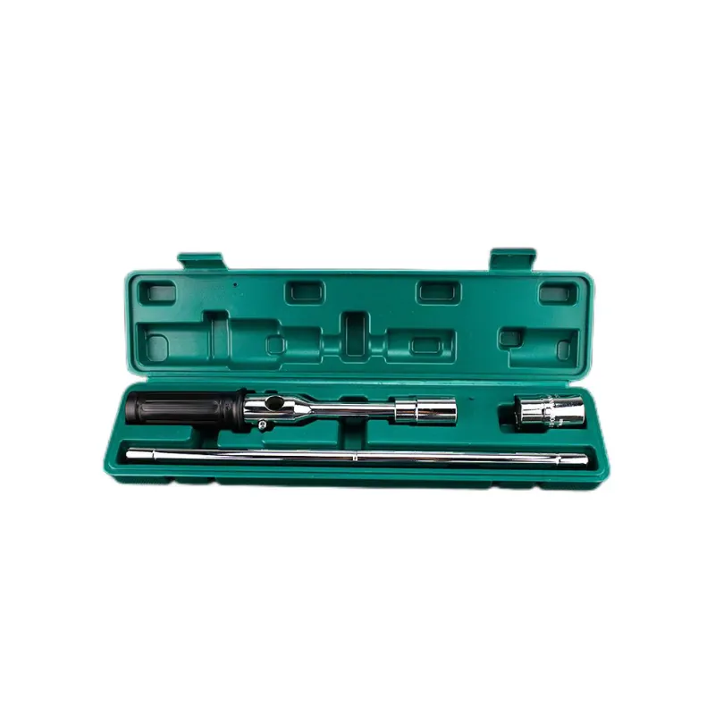 LLAVE DE RUEDAS TIPO CRUZ